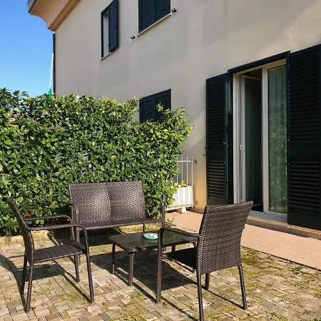 A Due Passi Dal Borgo Citta Sant'Angelo